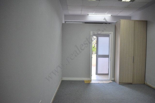 Office space for rent near Mine Peza street in Tirana, Albania